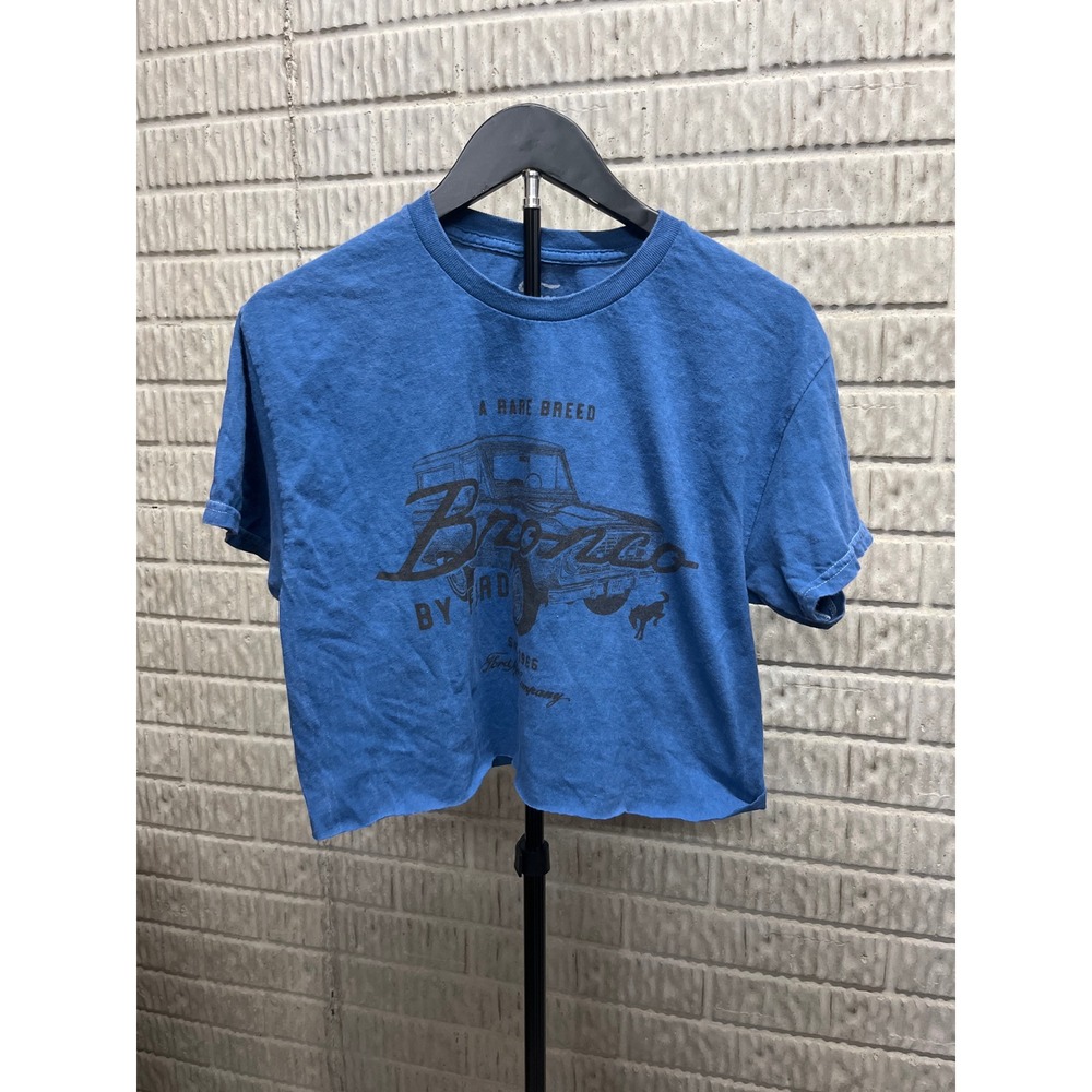 Ford Bronco A Rare Breed Graphic Crop Top Blue Short Sleeve Cotton Tee Womens M